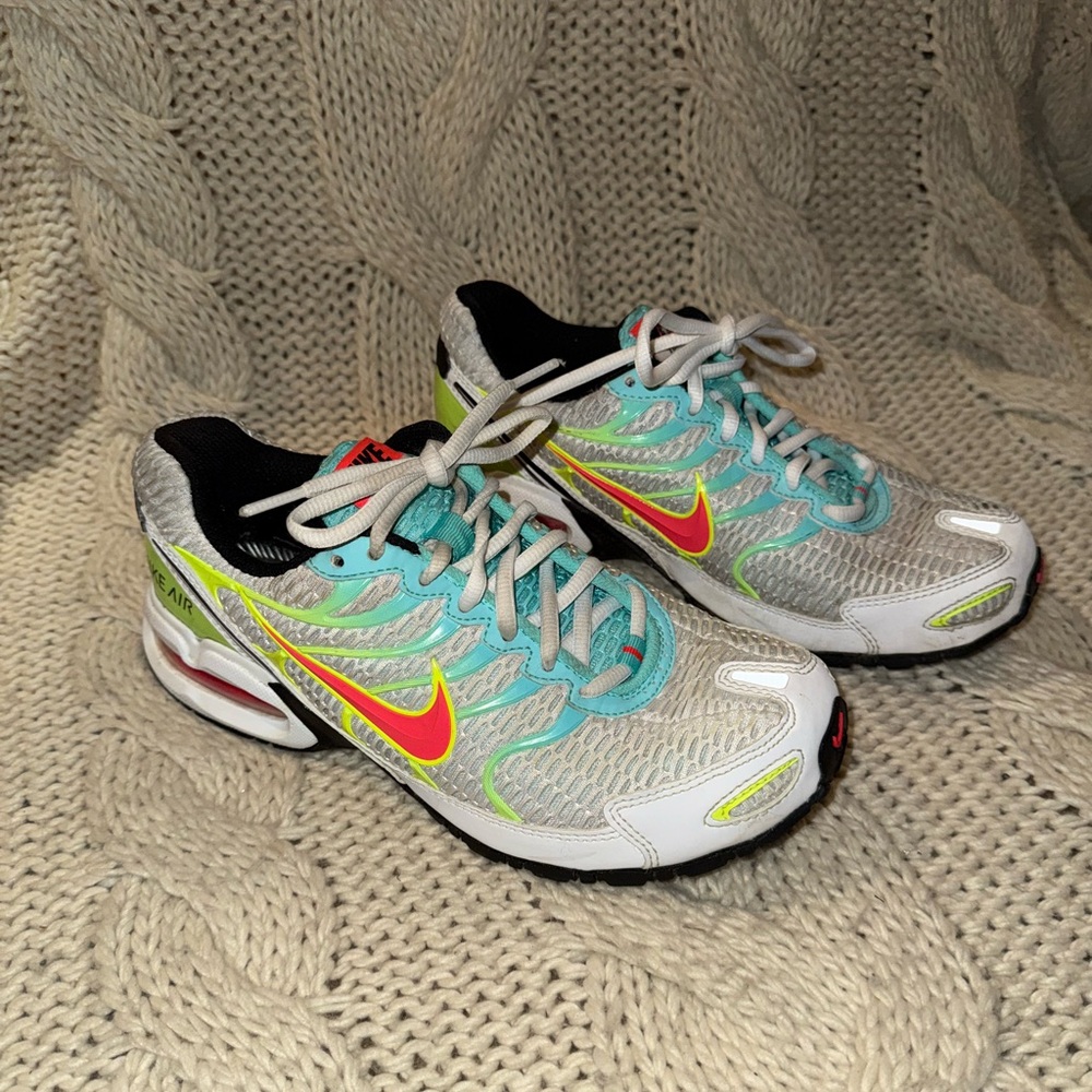 Nike Air Max Torch 4 running shoe in a white, volt, laser crimson size 8.5